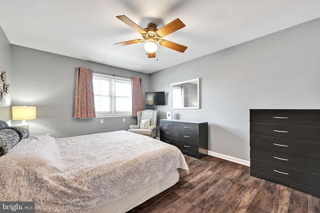 14 N BUTTERFLY DR, Myerstown, PA 17067