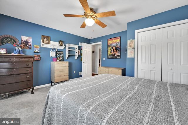 14 N BUTTERFLY DR, Myerstown, PA 17067