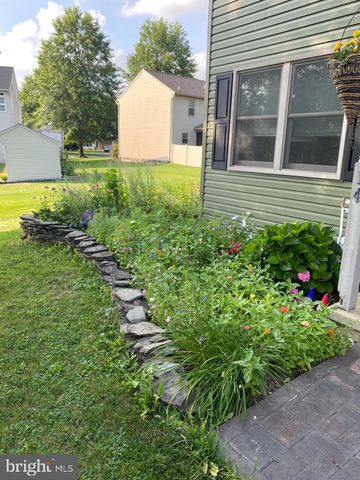 14 N BUTTERFLY DR, Myerstown, PA 17067