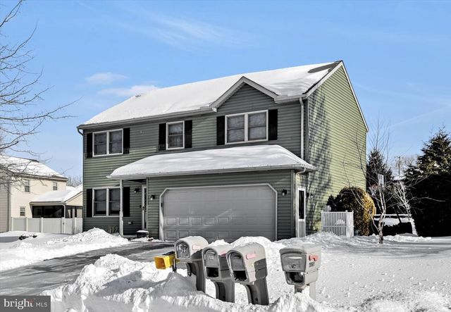 14 N BUTTERFLY DR, Myerstown, PA 17067