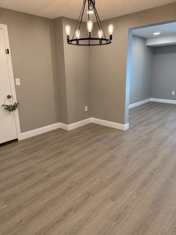 39 Randolph Dr 39, Tewksbury, MA 01876