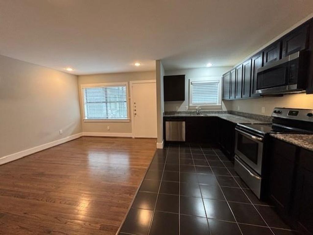 1218 Jackson Boulevard 14, Houston, TX 77006