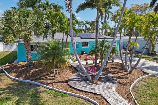 6950 GRANDE VISTA WAY S, St Petersburg, FL 33707