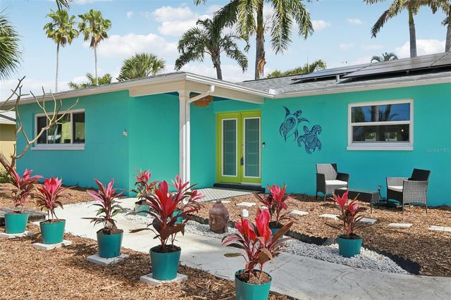 6950 GRANDE VISTA WAY S, St Petersburg, FL 33707