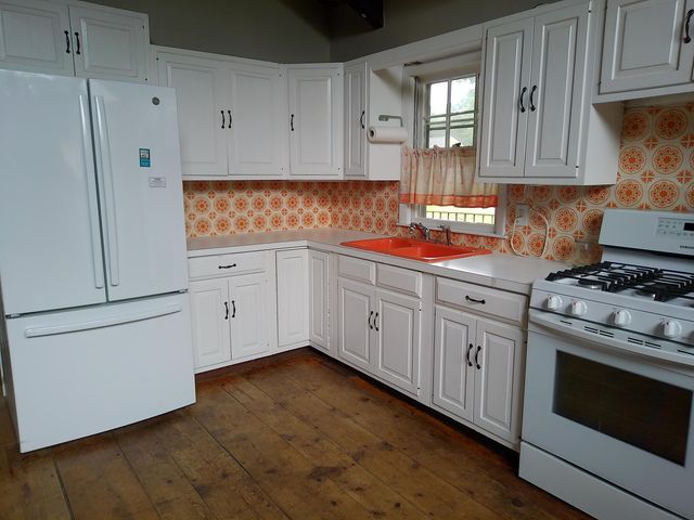 82 Gooseberry Lane, Marstons Mills, MA 02648