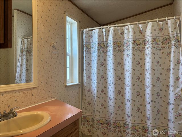 7519 18th Avenue Ct E, Tacoma, WA 98404