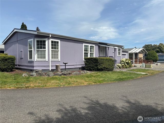 7519 18th Avenue Ct E, Tacoma, WA 98404