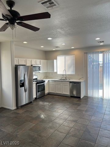 1766 Molly Meadows Street, Las Vegas, NV 89115