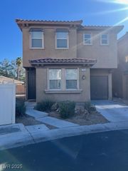 1766 Molly Meadows Street, Las Vegas, NV 89115