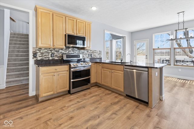 12065 Landwood Drive, Fishers, IN 46037