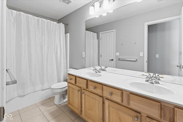 12065 Landwood Drive, Fishers, IN 46037