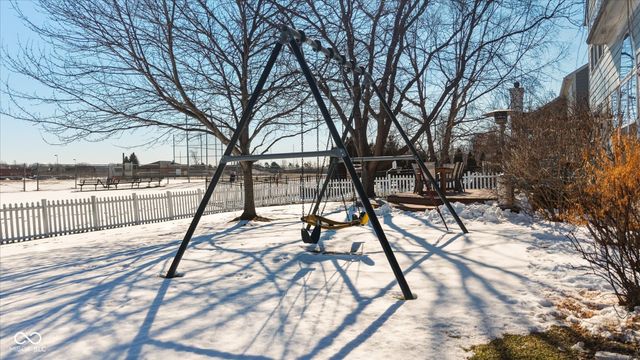 12065 Landwood Drive, Fishers, IN 46037