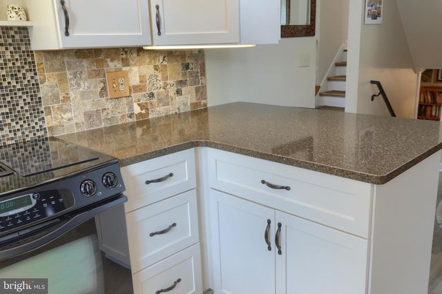 904 S 2ND AVE, Lebanon, PA 17042