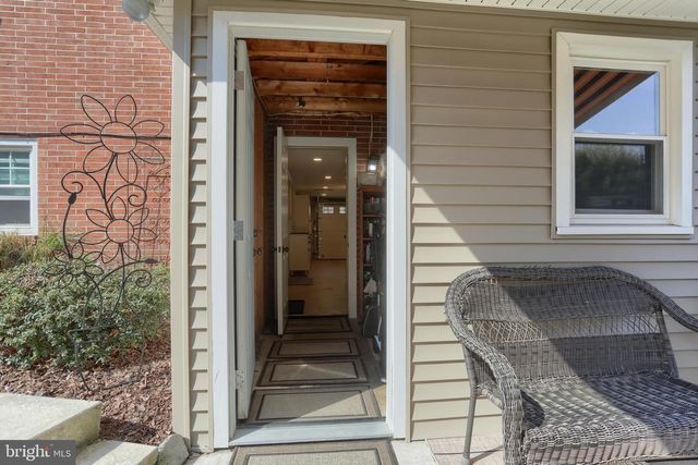 904 S 2ND AVE, Lebanon, PA 17042