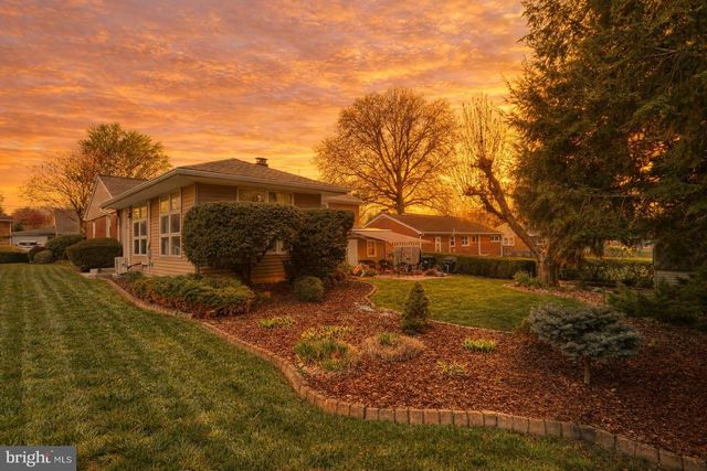 904 S 2ND AVE, Lebanon, PA 17042