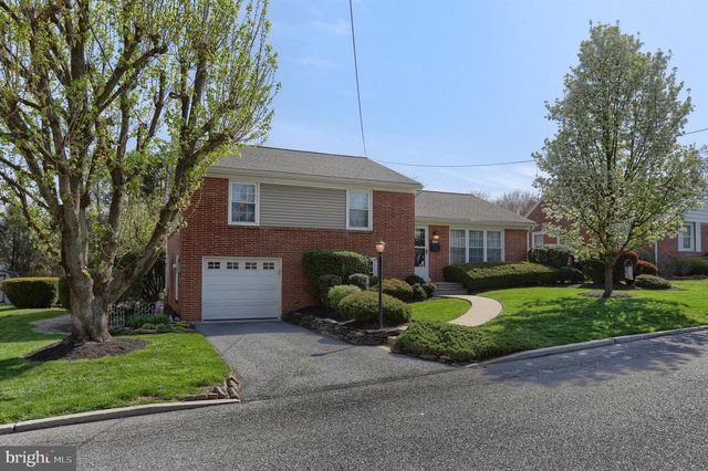 904 S 2ND AVE, Lebanon, PA 17042