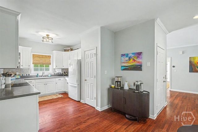 2 Brewster Street, Savannah, GA 31419