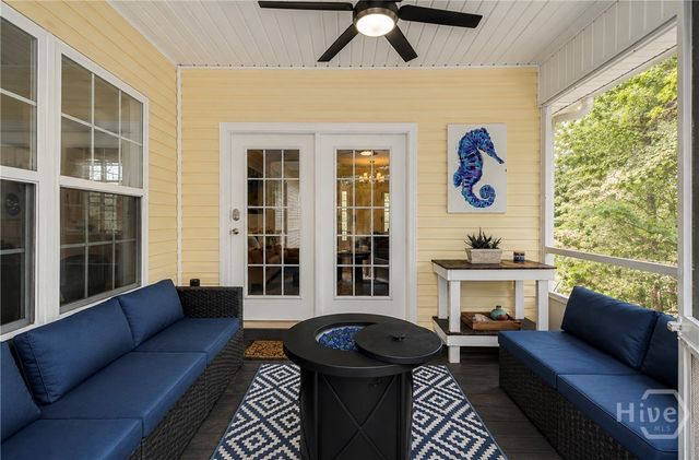 2 Brewster Street, Savannah, GA 31419