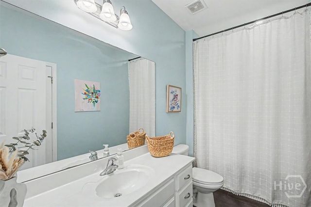 2 Brewster Street, Savannah, GA 31419