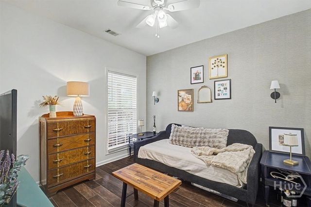 2 Brewster Street, Savannah, GA 31419