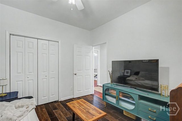 2 Brewster Street, Savannah, GA 31419