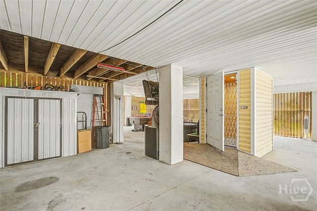 2 Brewster Street, Savannah, GA 31419