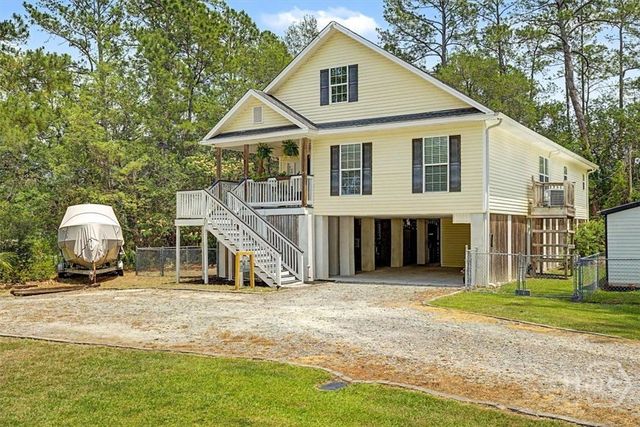 2 Brewster Street, Savannah, GA 31419