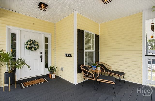 2 Brewster Street, Savannah, GA 31419