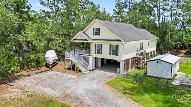 2 Brewster Street, Savannah, GA 31419