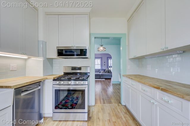 350 Vester Street, Ferndale, MI 48220