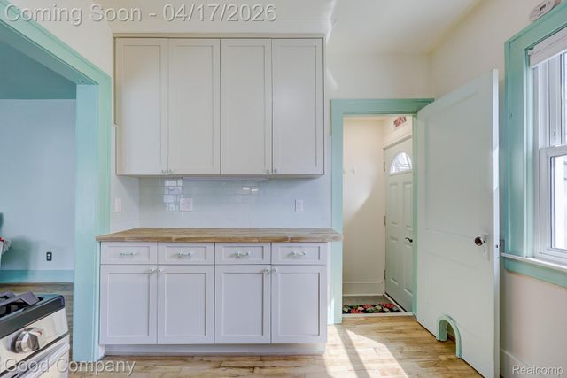 350 Vester Street, Ferndale, MI 48220