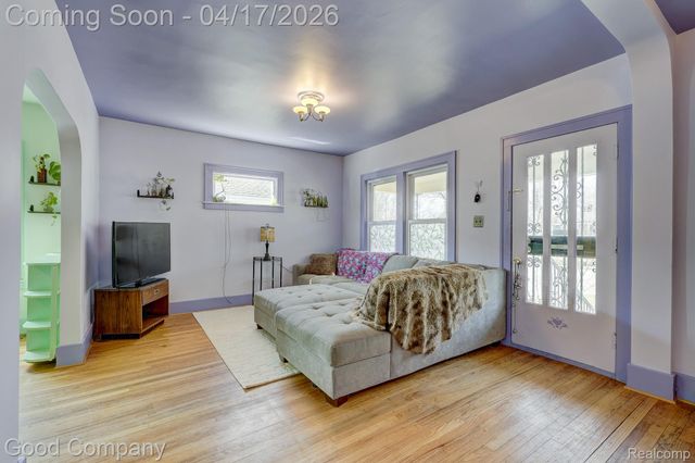 350 Vester Street, Ferndale, MI 48220