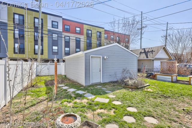 350 Vester Street, Ferndale, MI 48220