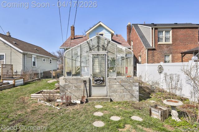 350 Vester Street, Ferndale, MI 48220