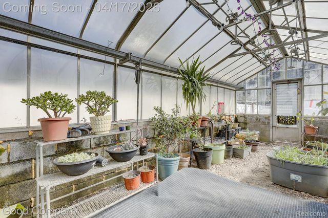 350 Vester Street, Ferndale, MI 48220