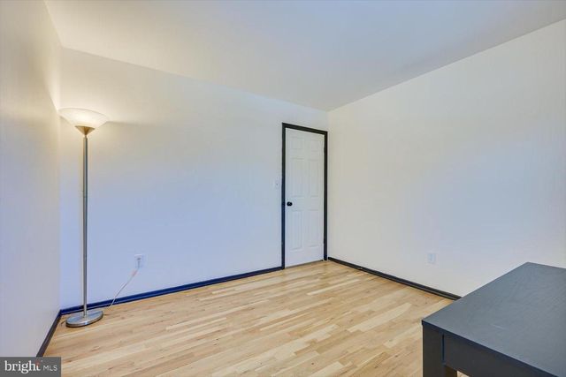 221 HICKORY CORNER RD, East Windsor Twp, NJ 08520