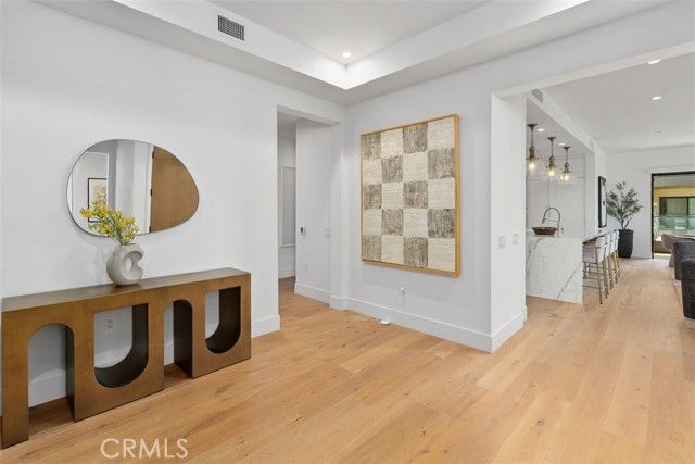 4261 Uptown Newport 1, Newport Beach, CA 92660