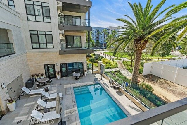 4261 Uptown Newport 1, Newport Beach, CA 92660