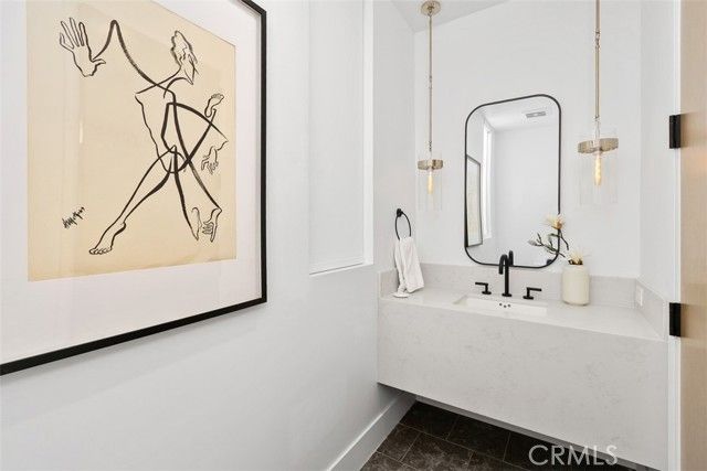 4261 Uptown Newport 1, Newport Beach, CA 92660