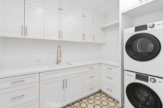 4261 Uptown Newport 1, Newport Beach, CA 92660