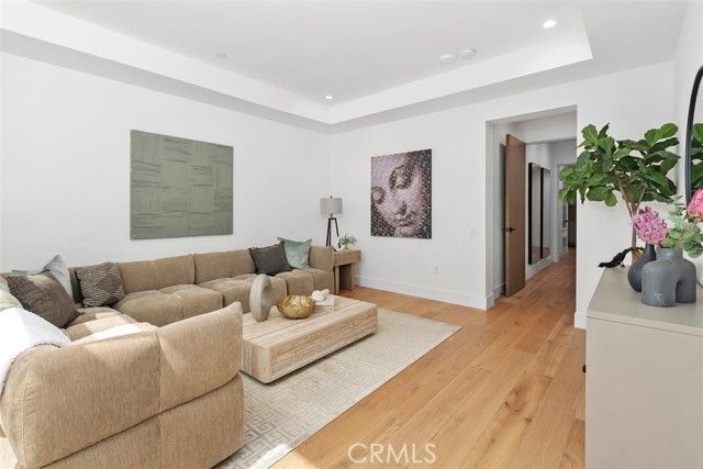 4261 Uptown Newport 1, Newport Beach, CA 92660