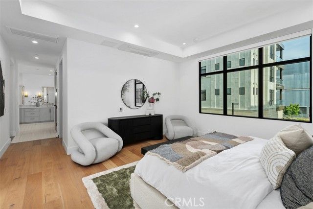 4261 Uptown Newport 1, Newport Beach, CA 92660