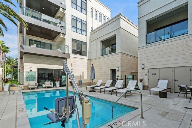 4261 Uptown Newport 1, Newport Beach, CA 92660