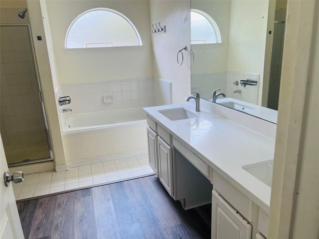 4722 Silverlake Drive, Sugar Land, TX 77479