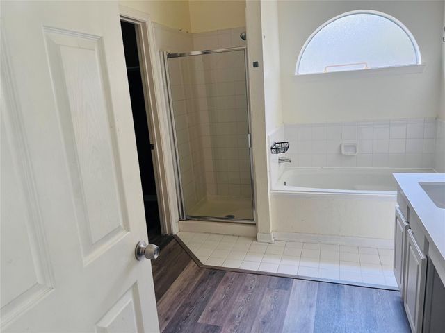 4722 Silverlake Drive, Sugar Land, TX 77479