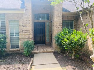 4722 Silverlake Drive, Sugar Land, TX 77479