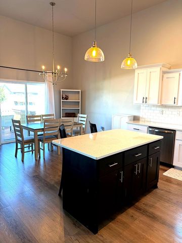 401 7th Street E, Horace, ND 58047