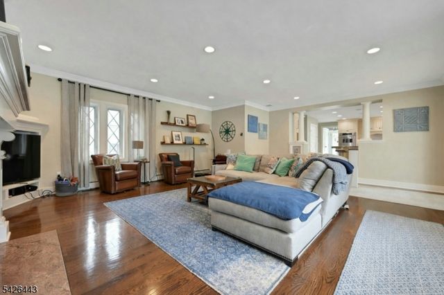 285 Plainfield Ave, Berkeley Heights Twp., NJ 07922