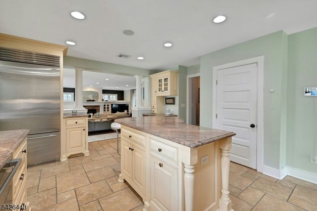 285 Plainfield Ave, Berkeley Heights Twp., NJ 07922