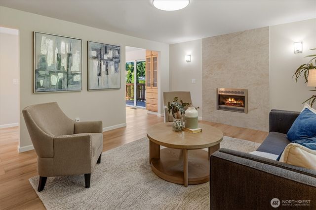 7430 143rd Avenue NE, Redmond, WA 98052